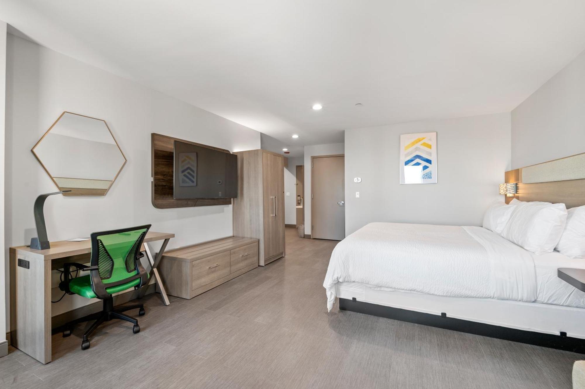 Holiday Inn Express & Suites New York Ngoại thất bức ảnh